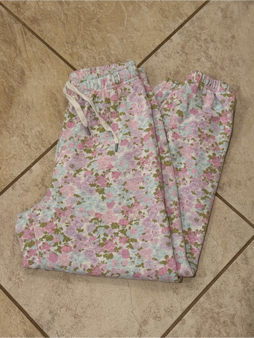 Victoria’s Secret PINK Campus Floral Sweatpants Joggers M NWOT